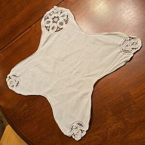 White Vintage Liner Doily Shelf Collectible dresser cabinet retro victorian lace